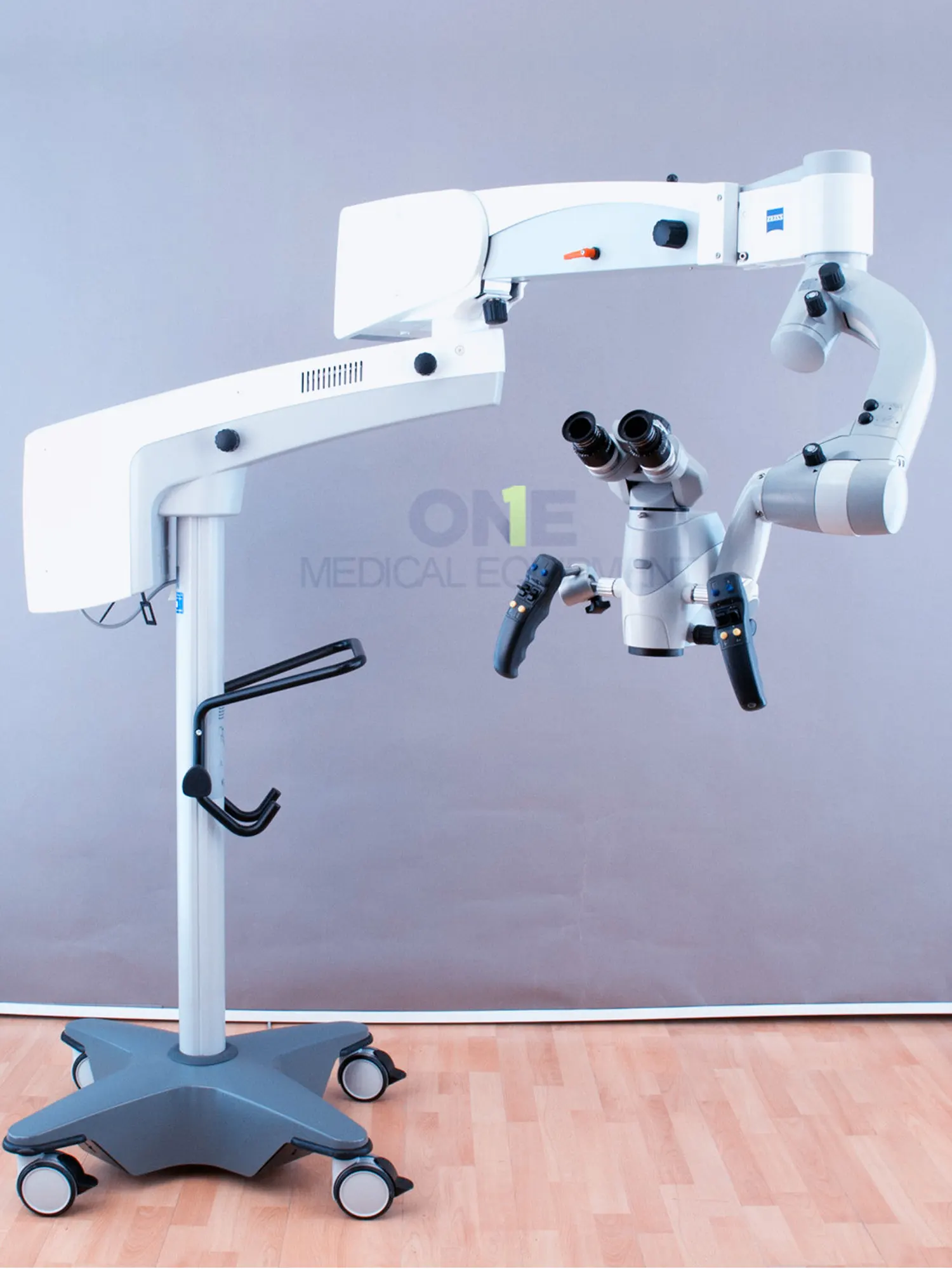 Used Carl Zeiss OPMI Sensera S7