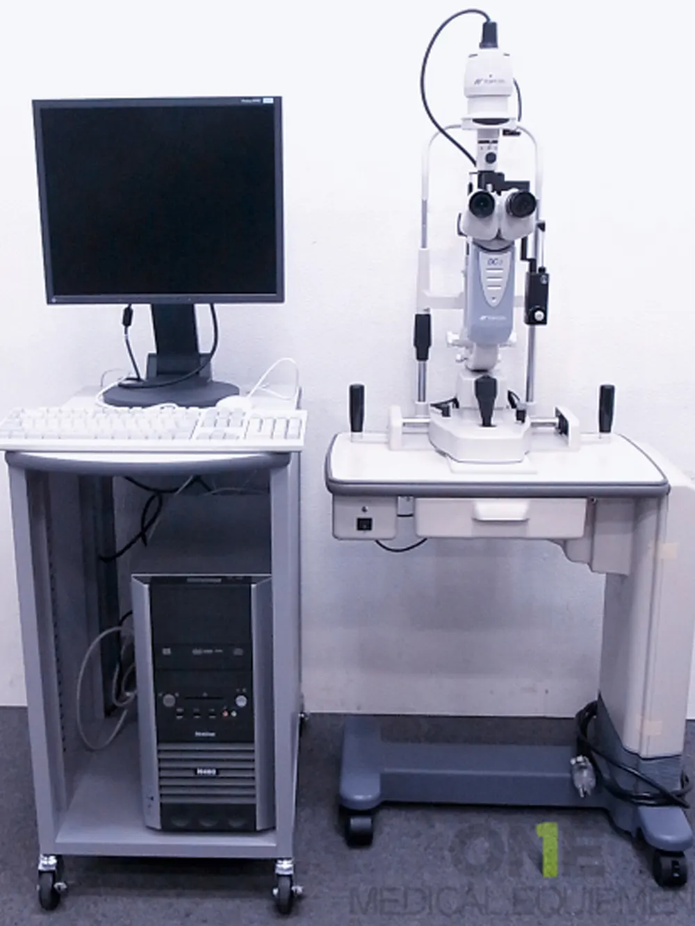 Topcon SL-D7 Slit Lamp